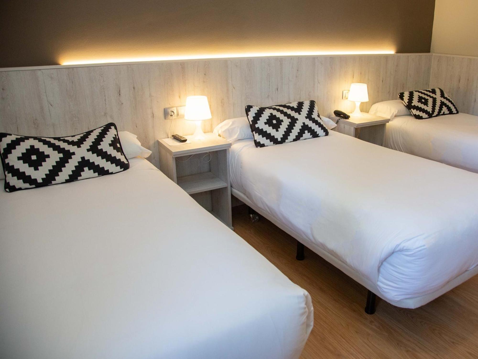 Hotel Restaurante Cadosa Soria Dış mekan fotoğraf